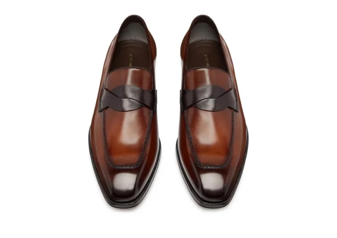 Μποτάκια Elkan Twisted Band Loafer από γυαλισμένο δέρμα