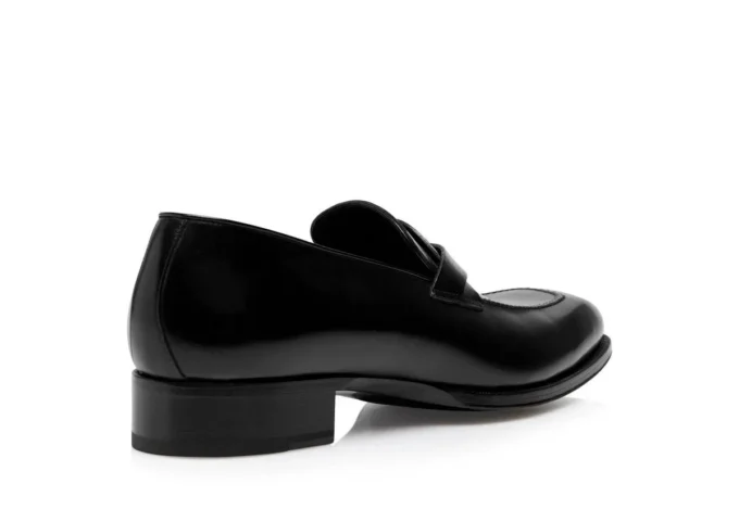 Μποτάκια Elkan Twisted Band Loafer από γυαλισμένο δέρμα