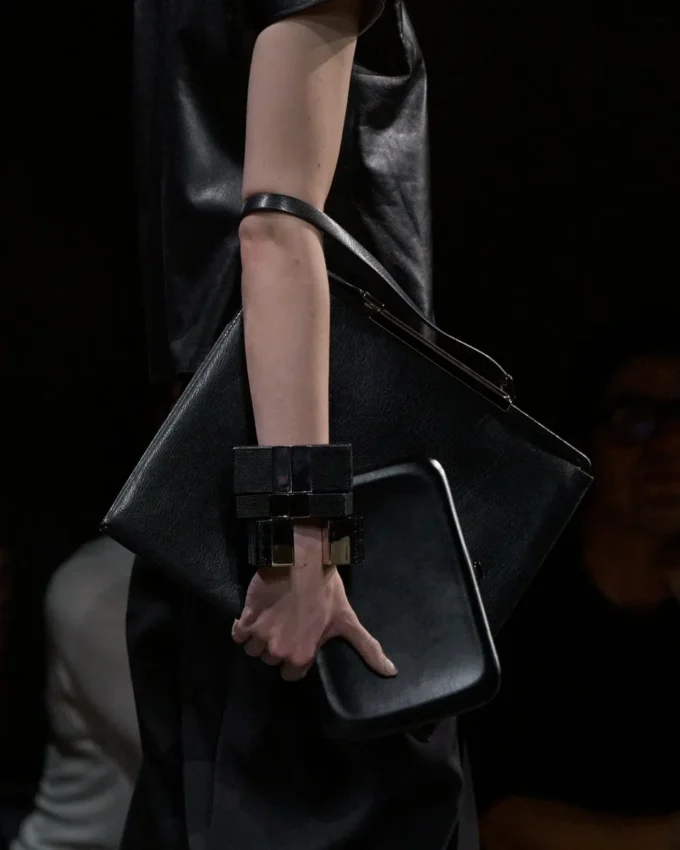 Τσάντα ώμου Supple Grain Leather Patrick