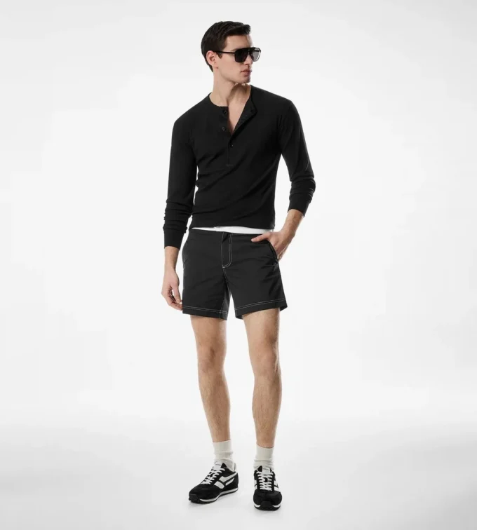 Βαμβακερό Henley με ελαστική ραβδώσεις